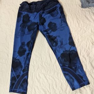 Lululemon work out pants
